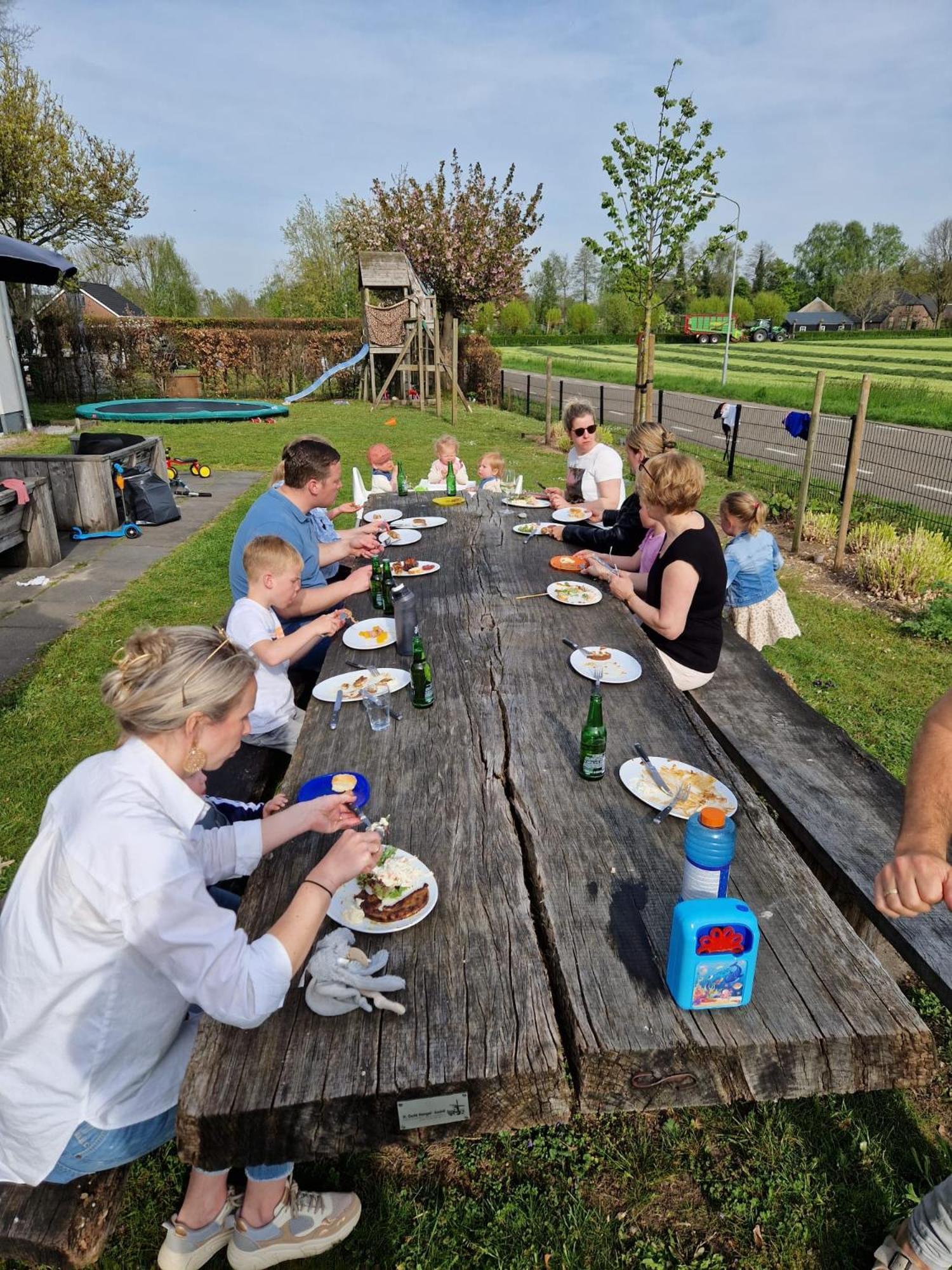 De Slaapfabriek Vakantiehuis En Trainingslocatie Teuge Exterior foto